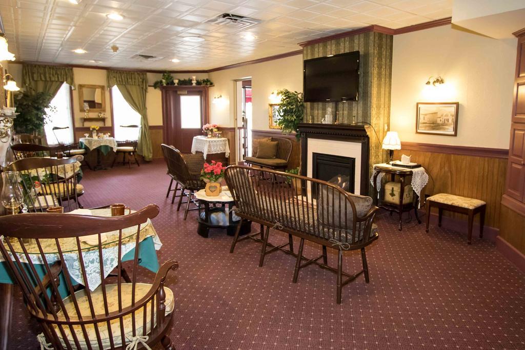 The Globe Inn East Greenville Eksteriør billede